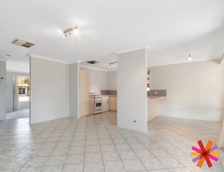 SPACIOUS HOME - Photo 3