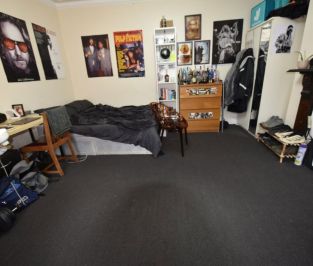 3 bedroom House in Wrangthorne Place (3 BED), Leeds - Photo 5