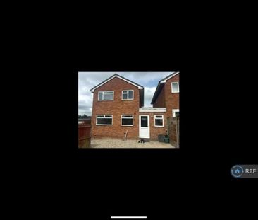 3 bedroom detached house to rent - Photo 5