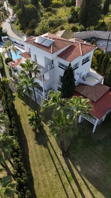Alquiler de casa o chalet independiente en Calle Monte Biarritz - Photo 1