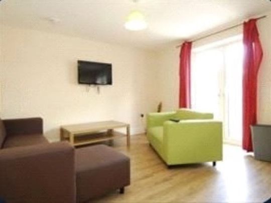 Quaker Lane, Plymouth, PL3 - Photo 1