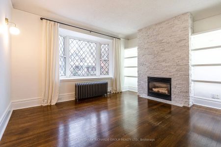 Detached Home For Lease | E9036091 - Photo 3
