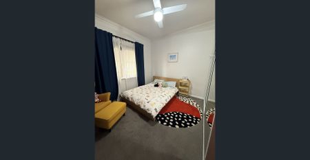 Solid Three bedroom home on a large block - Photo 2