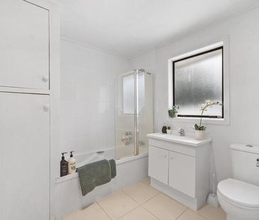 Three bedroom home! - Photo 2