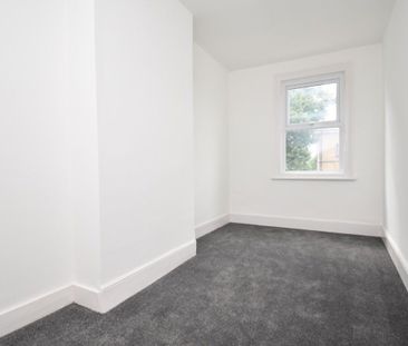Lakedale Road, London, SE18 - Photo 2