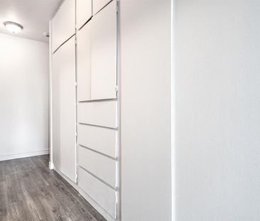 The Lorne Apartments - Bachelor - Photo 4