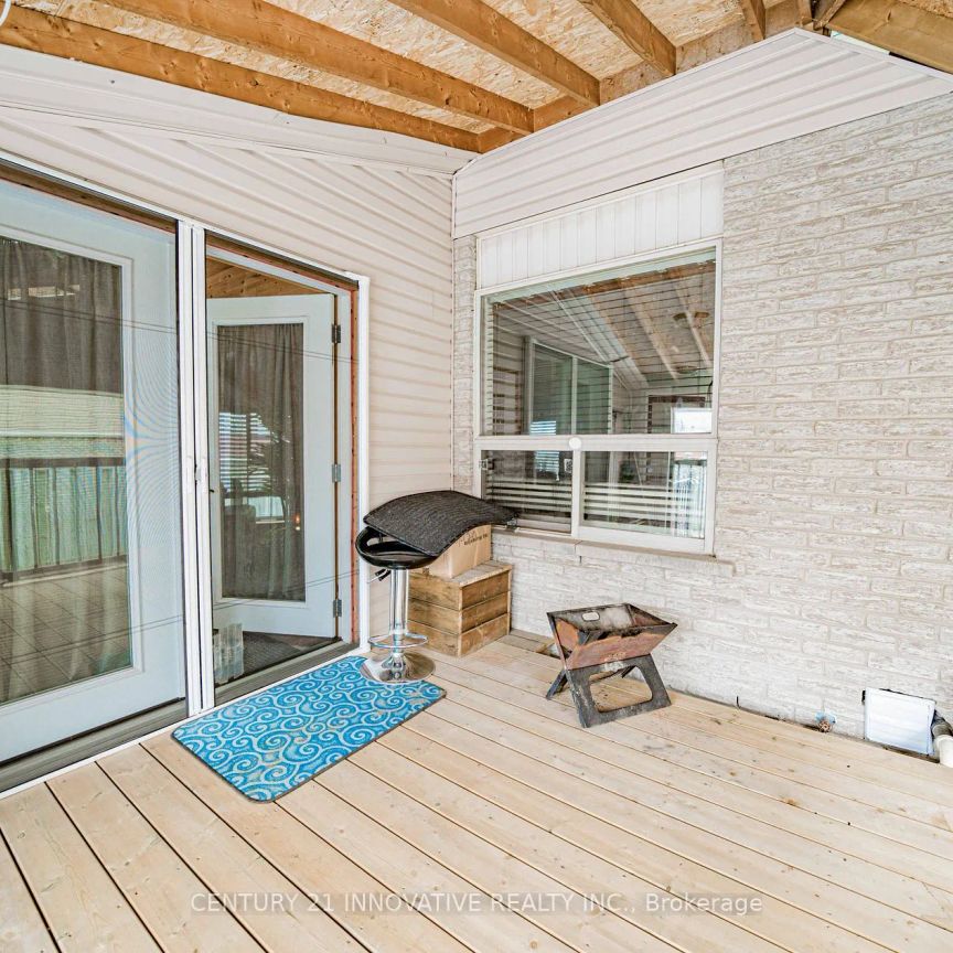 Detached Home For Lease | E9039489 - Photo 1
