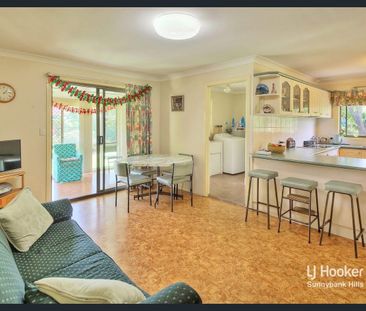 Unveil Your Next Home: Tranquil 3-Bed Oasis with Modern Amenities - Photo 4