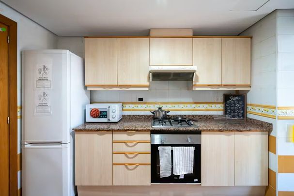 Carrer Serpis, Valencia, Valencian Community 46022 - Photo 1