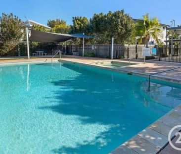 Low Maintenance Lifestyle - Photo 1