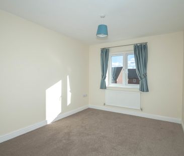 3 bedroom town house to let - Photo 6