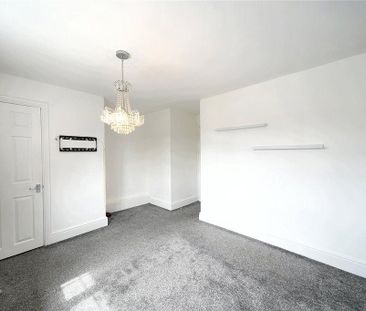 5 bedroom detached house to rent - Photo 6