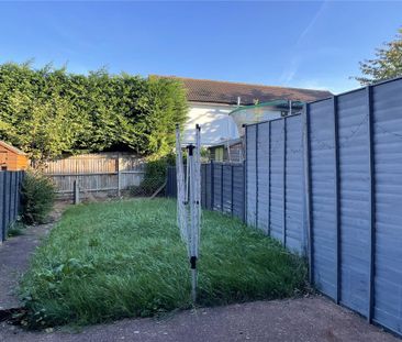 2 bedroom terraced house to rent - Photo 6