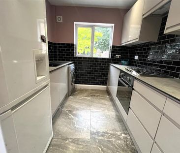 2 bedroom terraced house to rent - Photo 6