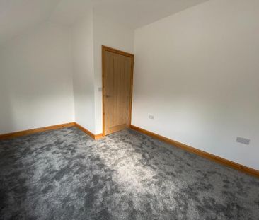 3 bedroom detached house to rent - Photo 5