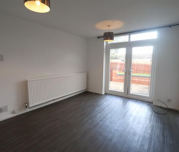 Grendon Close, Redditch - Photo 2