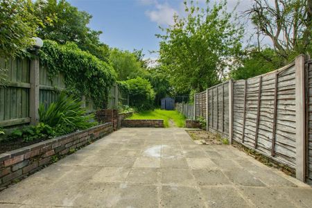 2 bedroom house to rent - Photo 3