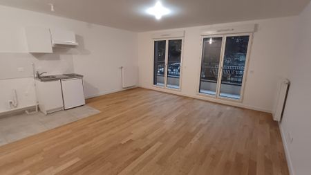 location Appartement T1 DE 35.4m² À COURBEVOIE - Photo 4