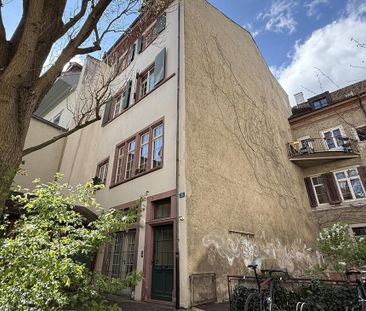 Oberhalb der Schifflände im Zentrum der Grossbasler Innenstadt - Foto 3