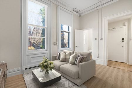 23-29 Russell, Sandy Hill, Ottawa, ON - Photo 2