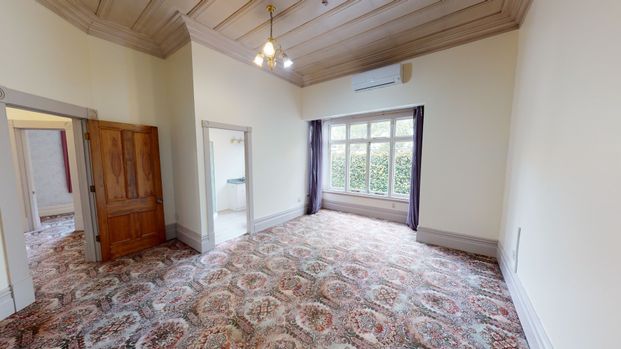 City Centre - 4 Bedrooms - Photo 1