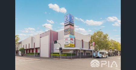 Modern Two Bedroom Apartment in a Convenient Merrylands Location - Photo 3