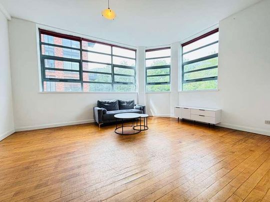 Tobacco Factory Phase, M4 - Photo 1