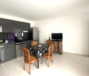 Location Appartement 2 pièces 36m² - Photo 3