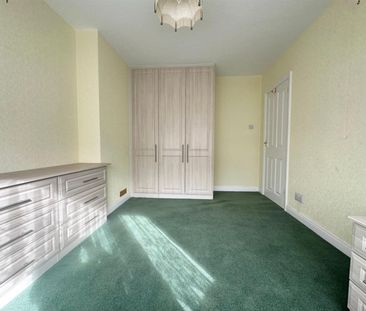 3 bedroom House To Let Total Size: 1077 SQ FT - Photo 1