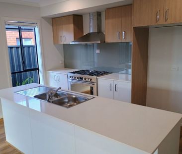 Brand New 25sq Home With 3 Separate Living Areas - Photo 1