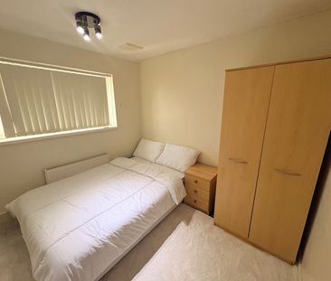 Room in a Shared House, Rectory Grove, B18 - Photo 6