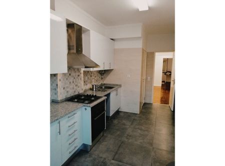 Praceta Gomercindo Carvalho, Almada, Setúbal Municipality 2805-155 - Photo 5