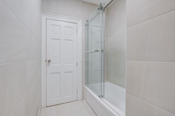 For Lease - 356 Saint Clarens Avenue Unit# Upper, Toronto, Ontario - Photo 1