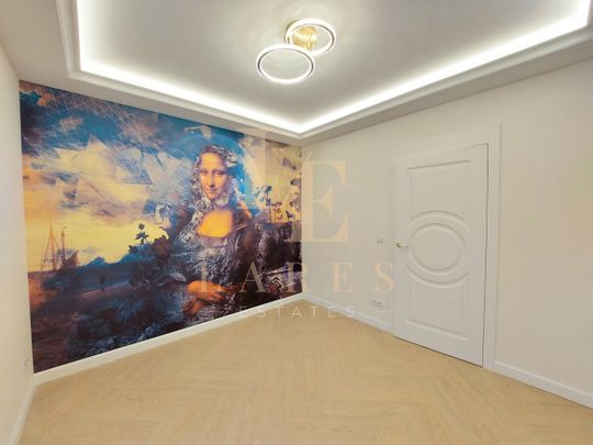 Luksusowe mieszkanie z tarasem | Garaż - Photo 1