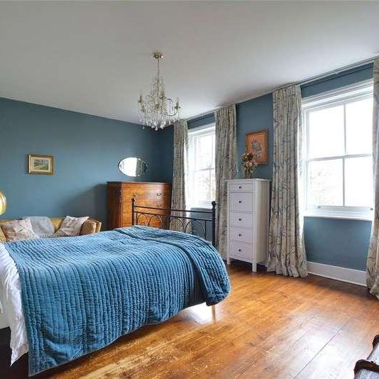 Lewisham Hill, London, SE13 - Photo 1