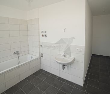 + Helle, großzügige 2 Raum Wohnung mit Tageslichtbad in Zentrumsnähe + - Photo 5