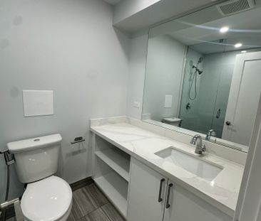 For Lease - 15 Walmer Road Unit# 105, Toronto, Ontario - Photo 2