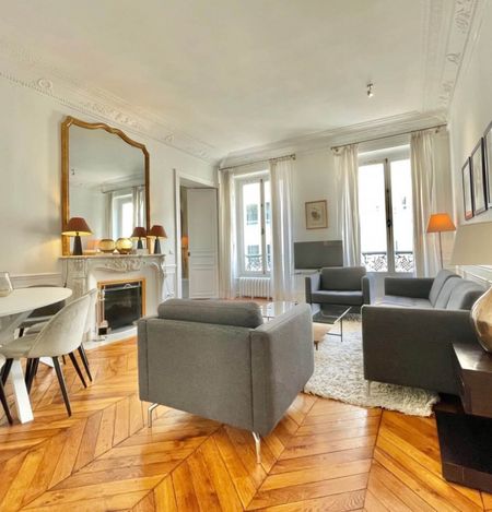Appartement • Paris 8ème - Photo 4