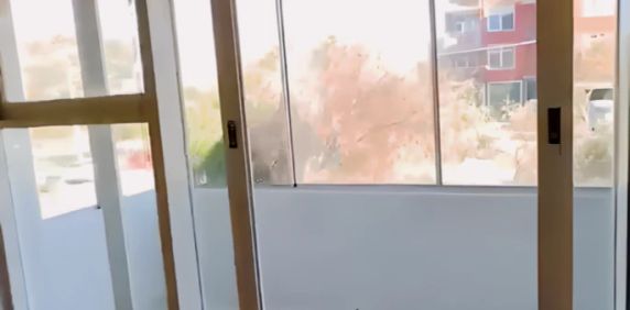 2 bed 2 bath - Photo 2