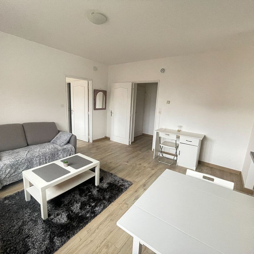 Location Appartement 2 pièces 45m² - Photo 1