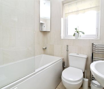 Lomond Gardens, South Croydon, CR2 8EQ - Photo 6