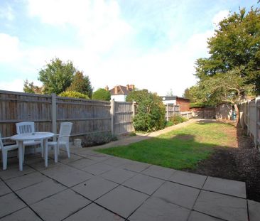 3 bedroom terraced house to rent - Photo 1