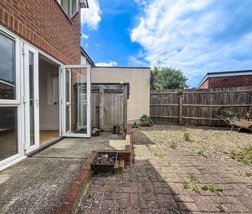 Waterloo Road, Alverstoke, PO12 - Photo 5