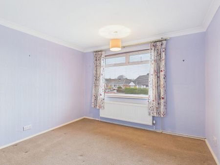 4 bedroom detached house to rent - Photo 3