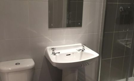 4 bedroom house to rent - Photo 3