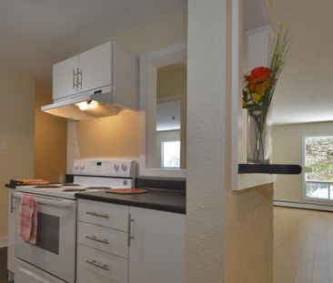 67 & 141 Harlington Crescent - Photo 4