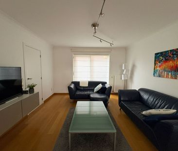 Instapklare woning met 2 slpks, terras en garage in Hasselt - Photo 1