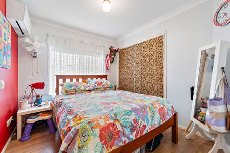 Lowset Family Home + Includes Solar - Photo 5