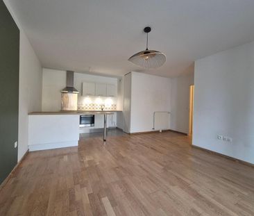 Location Appartement 3 pièces 61m² NANTES 44000 - Photo 2