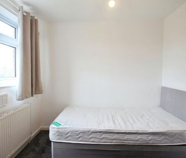 1 bedroom house of multiple occupation to rent - Photo 3